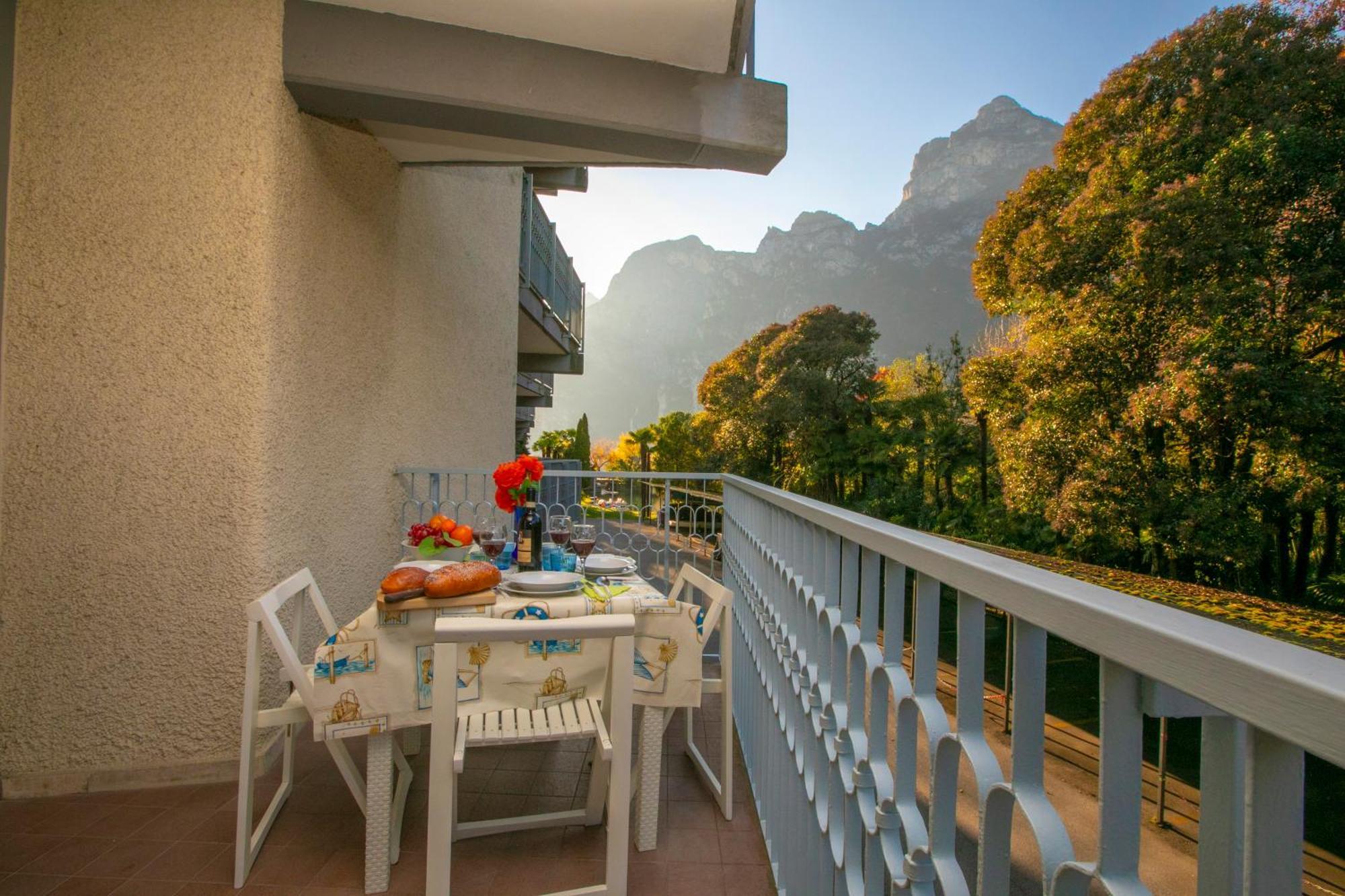 Residenza Lago D'Argento - Happy Rentals Riva del Garda Exterior foto